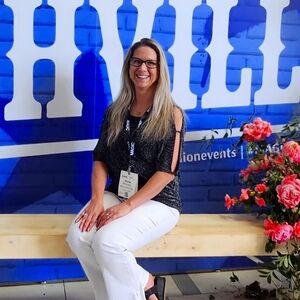 Meet your Posher, Oksana